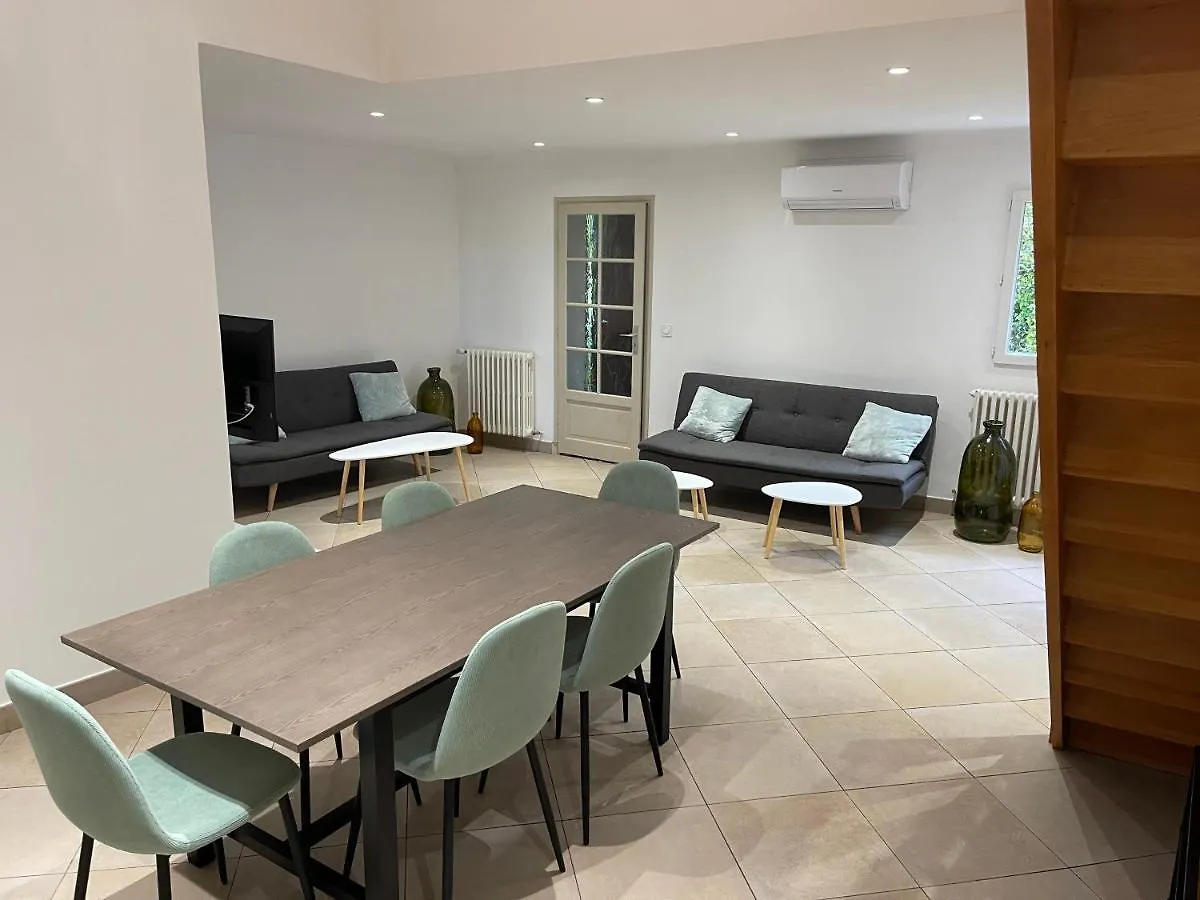 Camping La Paoute Villa Grasse 3*,